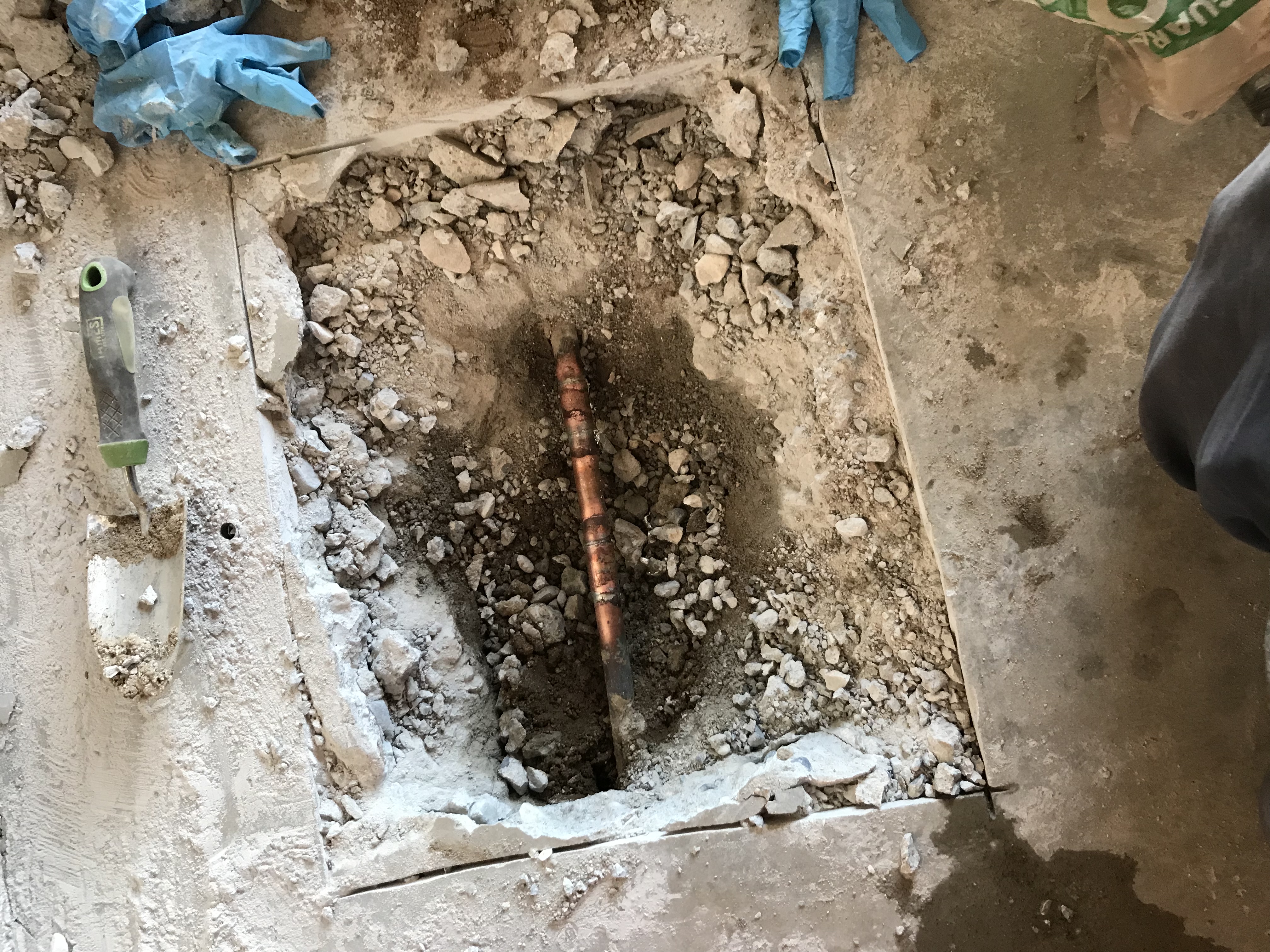 Slab leak repair with copper pipe exposed